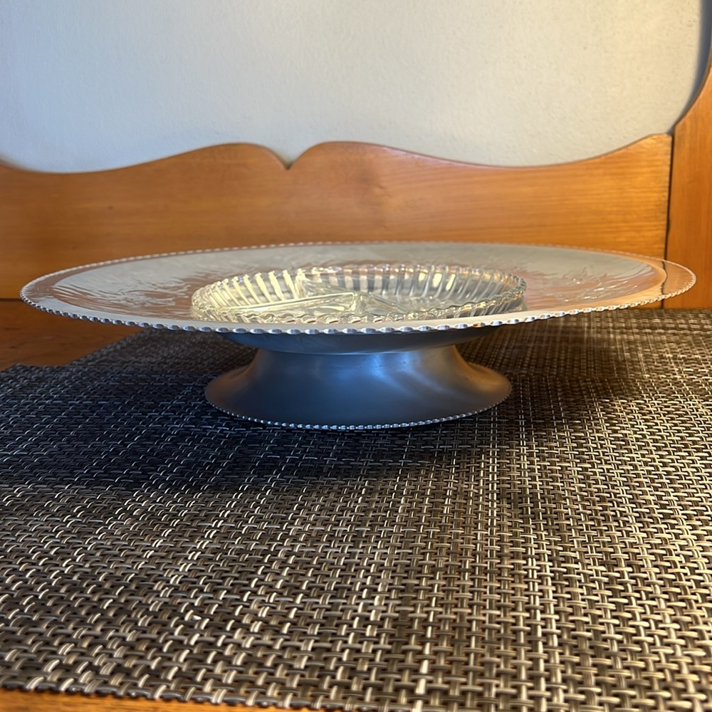 VTG Wilson Specialties Metal Lazy Susan Pedestal Platter w Glass Divided Dish - Picture 4 of 4